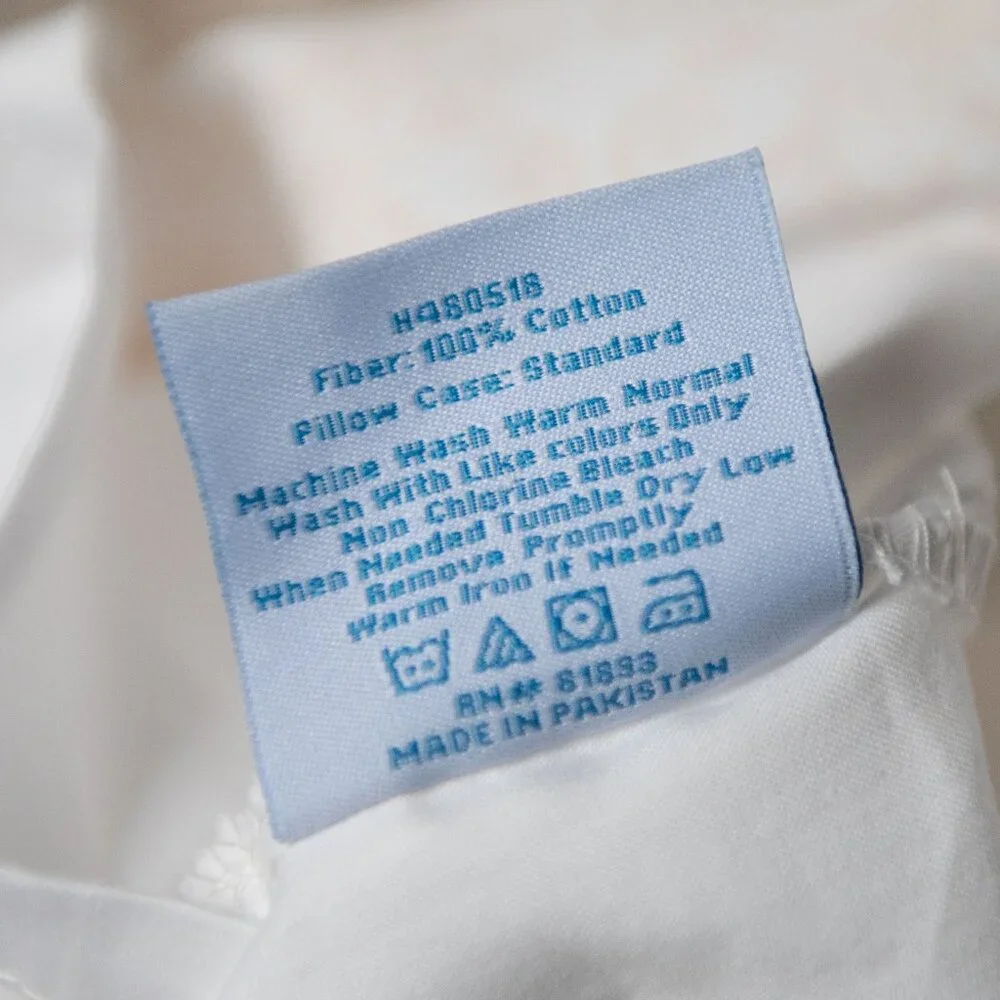 2 Pillowcases Hotel Du Cobb Dennis Basso Standard/Queen Size 100% Cotton